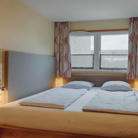 Отель Schwedenhaus 3*